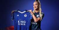 Alisha Lehmann assinou contrato por dois anos e meio, v&aacute;lido at&eacute; 2028 - Foto: Divulga&ccedil;&atilde;o / LCFC / Jogada10