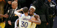 Com show da dupla Stephen Curry e Jimmy Butler, Warriors vence o primeiro jogo do play-in Foto: Esporte News Mundo