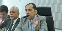 senador Jorge Kajuru (PSB-GO) durante CPI da Manipulação de Jogos e Apostas Esportiva (CPIMJAE), em 2024.  Foto: Geraldo Magela/Agência Senado / Estadão