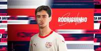 Rodriguinho deixa o São Paulo e acerta com o RB Bragantino –  Foto: Rubens Chiri/Saopaulofc.net / Jogada10