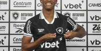 Revelado pelo Palmeiras, volante Danilo &eacute; o jogador mais caro da hist&oacute;ria do Botafogo - Foto: Vitor Silva/Botafogo / Jogada10