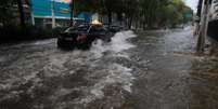 Chuva forte deixa vias da Zona Sul de S&atilde;o Paulo alagadas  Foto: TIAGO QUEIROZ/ESTAD&Atilde;O CONTE&Uacute;DO  