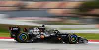 Lando Norris testa o MCL40 em Barcelona Foto: F1 / X