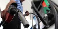 Preço dos combustíveis foi um dos responsáveis pela alta da inflação em janeiro  Foto: Paulo Liebert/Estadão / Estadão