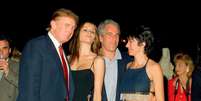 Trump e Epstein eram amigos, mas presidente americano alega ter cortado la&ccedil;os com bilion&aacute;rios antes das primeiras acusa&ccedil;&otilde;es de explora&ccedil;&atilde;o sexual de menores  Foto: Getty Images / BBC News Brasil