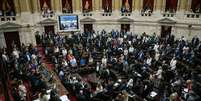 Imagem do plen&aacute;rio da C&acirc;mara de Deputados da Argentina, em 3 de dezembro de 2025.  Foto: AFP - JUAN MABROMATA / RFI