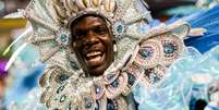 Para&iacute;so do Tuiuti abre &uacute;ltimo dia de desfiles do Rio de Janeiro, com o enredo 'Lon&atilde; If&aacute; Lukum&iacute;'  Foto: Douglas Shineidr/Especial para o Terra