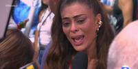 Juliana Paes chora com campeonato da Viradouro  Foto: Reprodu&ccedil;&atilde;o/TV Globo