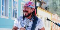 'Eu n&atilde;o posso deixar meu c&eacute;rebro entender que as minhas pernas cansaram', diz Bell Marque, aos 73 anos  Foto: Purepeople