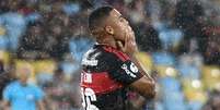 Flamengo perde t&iacute;tulo para o Lan&uacute;s  Foto: PETER ILICCIEV / ENQUADRAR/ESTAD&Atilde;O CONTE&Uacute;DO