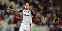 Pedro (Flamengo) celebrando seu gol contra o Madureira, no dia 02.03.2026. Foto: Associated Press / Alamy