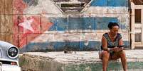 O embargo econômico americano a Cuba, vigente há décadas, se intensificou como nunca havia se visto antes  Foto: AFP via Getty Images / BBC News Brasil