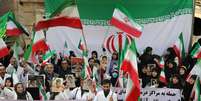 Manifesta&ccedil;&atilde;o em apoio ao regime iraniano, em 7 de mar&ccedil;o de 2026, em Teer&atilde;.  Foto: AFP - - / RFI