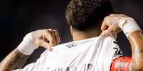  Foto: Raul Baretta/ Santos FC - Legenda: Opini&otilde;es sobre a carreira de Neymar causam pol&ecirc;mica na Europa / Jogada10