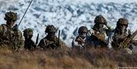 Segundo emissora, soldados dinamarqueses chegaram ao territ&oacute;rio preparados para oferecer resist&ecirc;ncia a uma invas&atilde;o  Foto: DW / Deutsche Welle