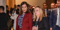 Daniela Santanch&egrave; em evento com Giorgia Meloni em abril de 2023  Foto: ANSA / Ansa - Brasil