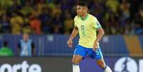 Casemiro em a&ccedil;&atilde;o pela Sele&ccedil;&atilde;o Brasileira - Reprodu&ccedil;&atilde;o de v&iacute;deo Foto: Jogada10