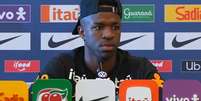 Vini Jr. durante coletiva da sele&ccedil;&atilde;o brasileira  Foto: Reprodu&ccedil;&atilde;o/YouTube via CBF / Estad&atilde;o