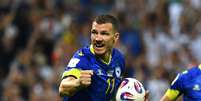 Edin Dzeko &eacute; esperan&ccedil;a de gol da B&oacute;snia contra It&aacute;lia  Foto: ANSA / Ansa - Brasil