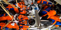 Astronautas da miss&atilde;o Artemis II embarcados na c&aacute;psula Orion, que ir&aacute; em dire&ccedil;&atilde;o &agrave; Lua  Foto: Reprodu&ccedil;&atilde;o/NASA