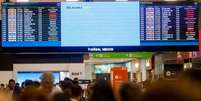 Movimentação no saguão do aeroporto de Congonhas após falha no sistema de radar em São Paulo  Foto: Taba Benedicto/ Estadão / Estadão