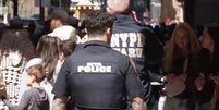 Homem esfaqueia três pessoas na Grand Central Station, em NY  Foto: Reprodução/CNN