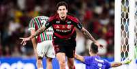 Pedro estava iluminado no Fla-Flu. Fez dois gols, um deles antol&oacute;gico. Fotos: Gilvan de Souza/Flamengo  Foto: Jogada10