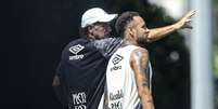 Cuca prepara mudan&ccedil;as no time titular do Santos - Foto: Reinaldo Campos/ Santos / Jogada10