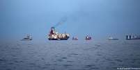 Petroleiros e cargueiros próximos do Estreito de Ormuz, em março passado  Foto: DW / Deutsche Welle