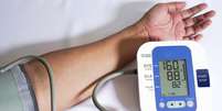 Aprenda a medir a press&atilde;o arterial da forma correta Foto: Shutterstock / Sa&uacute;de em Dia