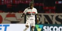 S&atilde;o Paulo paga sal&aacute;rio de Arboleda e estende prazo para zagueiro retornar - Foto: Rubens Chiri / S&atilde;o Paulo FC / Jogada10