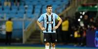 Gr&ecirc;mio perde Kannemann por les&atilde;o e define nova zaga para enfrentar o Cruzeiro no Brasileir&atilde;o &mdash;   Foto: Pedro H. Tesch/Getty Images / Esporte News Mundo