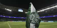 Bandeirinha do Palmeiras Foto: Ricardo Moreira/Getty Images / Esporte News Mundo