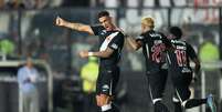 Puma Rodr&iacute;guez jogador do Vasco comemora seu gol durante partida contra o S&atilde;o Paulo no est&aacute;dio S&atilde;o Janu&aacute;rio pelo campeonato Brasileiro A 2026.  Foto: JORGE RODRIGUES/AGIF - AG&Ecirc;NCIA DE FOTOGRAFIA/ESTAD&Atilde;O