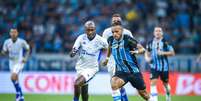 Gr&ecirc;mio vence o Confian&ccedil;a, mas desempenho irregular mant&eacute;m alerta na estreia da Copa do Brasil -   Foto: Lucas Uebel/Gr&ecirc;mio FBPA / Esporte News Mundo