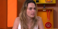 Ana Paula Renault no Bate-Papo BBB  Foto: Reprodução