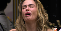 Ana Paula chora ao ver a fam&iacute;lia na final do BBB 26  Foto: Reprodu&ccedil;&atilde;o/Instagram