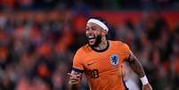 Memphis Depay, em 2014, na Neo Qu&iacute;mica Arena, celebra um gol marcado pela Holanda - AFP PHOTO/ GABRIEL BOUYS Foto: Jogada10
