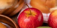 Conhe&ccedil;a as frutas menos cal&oacute;ricas  Foto: Freepik