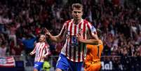 Sorloth (Atl&eacute;tico de Madrid) celebrando seu gol contra o Athletic Bilbao, no dia 25.04.2026. Foto: CORDON Press / Alamy
