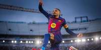 Na temporada 2025/26, Raphinha é um dos destaques do Barcelona, com 13 gols e cinco assistências em 22 jogos - Foto: Divulgação / Jogada10