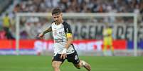 Rodrigo Garro (Corinthians) durante jogo contra o Vasco, no dia 26.04.2026. Foto: Action Plus Sports / Alamy