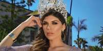 A modelo e ex-rainha da beleza Carolina Flores Gómez teve um fim trágico diante do filho de 8 meses  Foto: Reprodução
