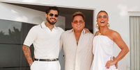 Poliana Rocha com Z&eacute; Felipe e o cantor Leonardo  Foto: Reprodu&ccedil;&atilde;o/Instagram