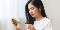 Confira nutrientes que ajudam a combater a queda de cabelo Foto: Shutterstock / Alto Astral