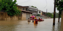 Mais de 2 mil pessoas precisaram deixar suas casas por conta das fortes chuvas  Foto: Reprodução/Bombeiros Pernambuco
