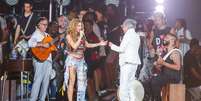 Shakira e Maria Bethânia participam de passagem de som no palco do megashow em Copacabana  Foto: Dilson Silva/Agnews