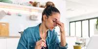 A press&atilde;o pela aprova&ccedil;&atilde;o pode impactar a sa&uacute;de mental Foto: Josep Suria | Shutterstock / Portal EdiCase