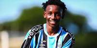 Gabriel Mec tem 14 jogos e um gol marcado na temporada - Foto: Lucas Uebel/Gr&ecirc;mio FBPA / Jogada10