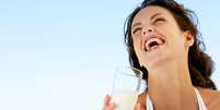O leite é a nova estrela do TikTok! Descubra por que as tendências de saúde e as receitas virais do Milk Trend estão conquistando a geração Z  Foto: Canva Equipes/Goodshoot de Photo Images / Bons Fluidos